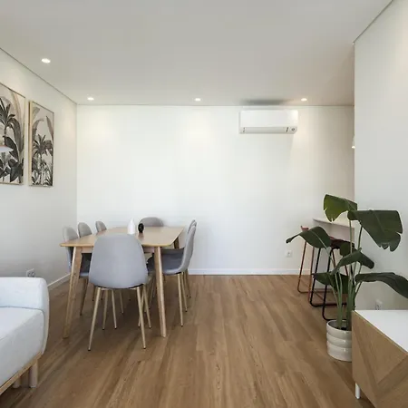 Mira Mar 2 - Near The By Hd * Quarteira