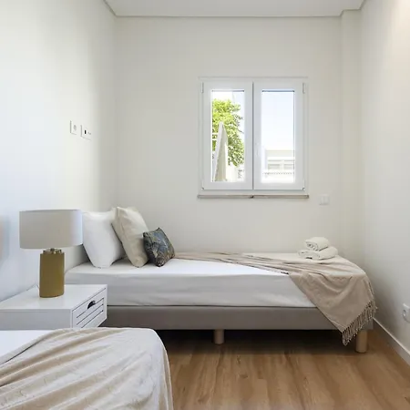 Mira Mar 2 - Near The By Hd Apartment Quarteira